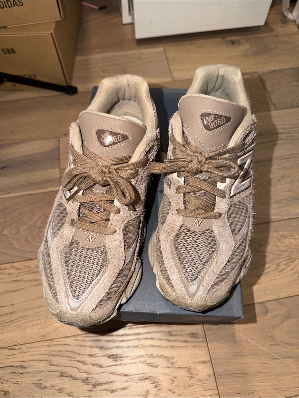 New Balance Women's Beige/Tan 9060 Sneakers